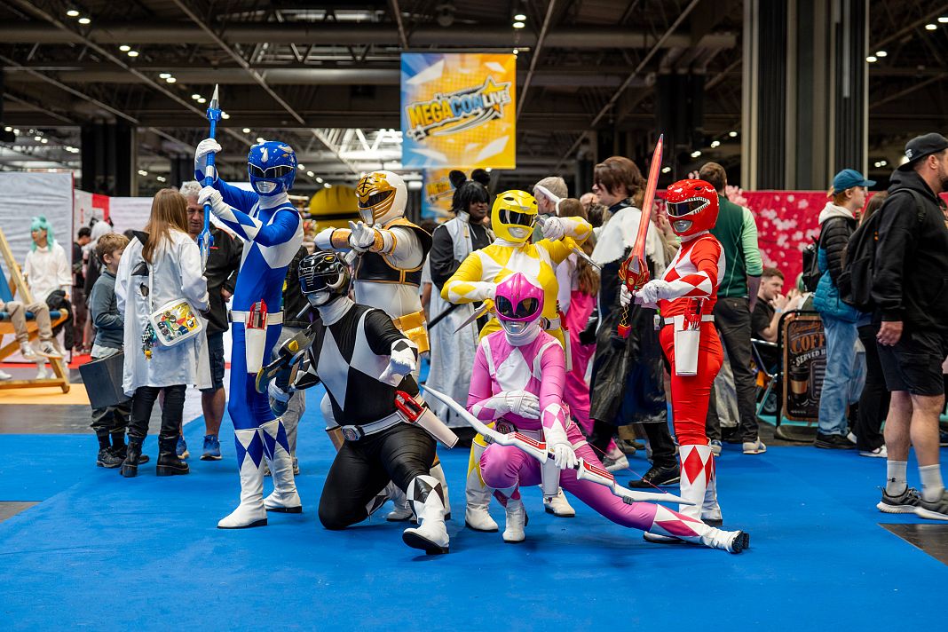 MegaCon Live